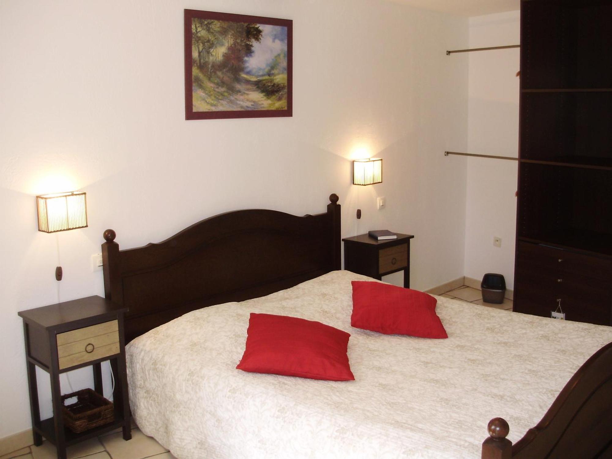 Auberge Du Bord Des Eaux - Demi-Pension Assuree Sur Reservation Saint-Amand-les-Eaux Εξωτερικό φωτογραφία